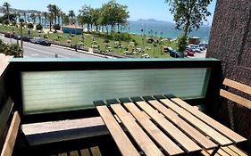 Apartamentos En Playa De Samil Primera Linea De Playa Pe Na Areia