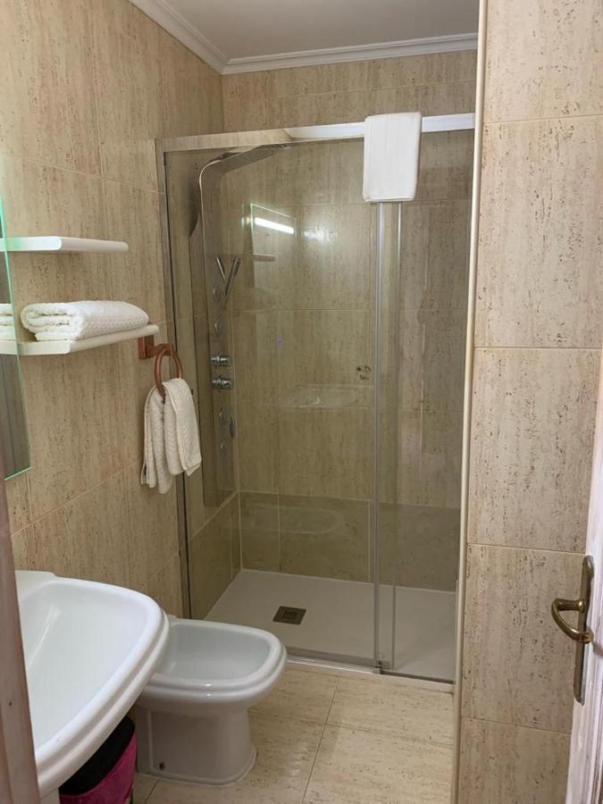 Apartamentos En Playa De Samil Primera Linea De Playa Pe Na Areia Vigo Exterior photo