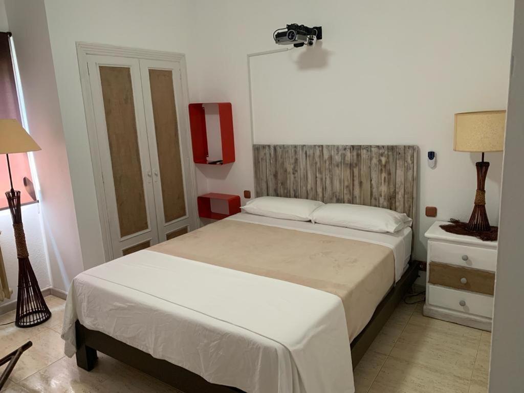 Apartamentos En Playa De Samil Primera Linea De Playa Pe Na Areia Vigo Exterior photo